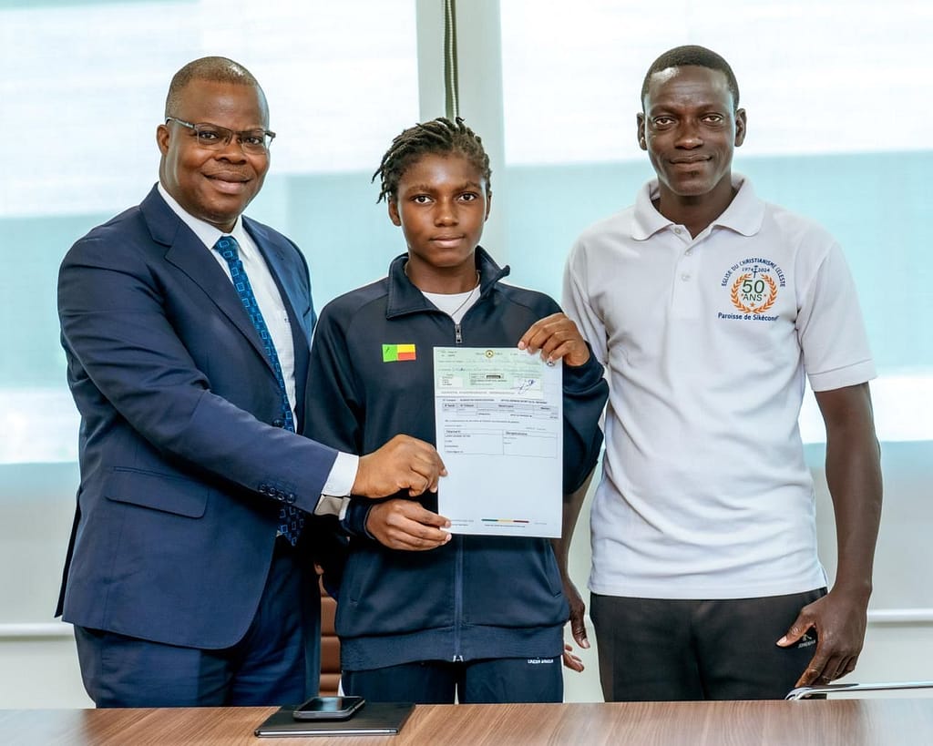 Houéfa Élisabeth Salanon