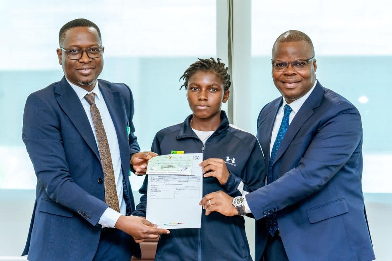 Bénin | Promotion des talents : Houéfa Élisabeth Salanon récompensée par le Ministère des Sports